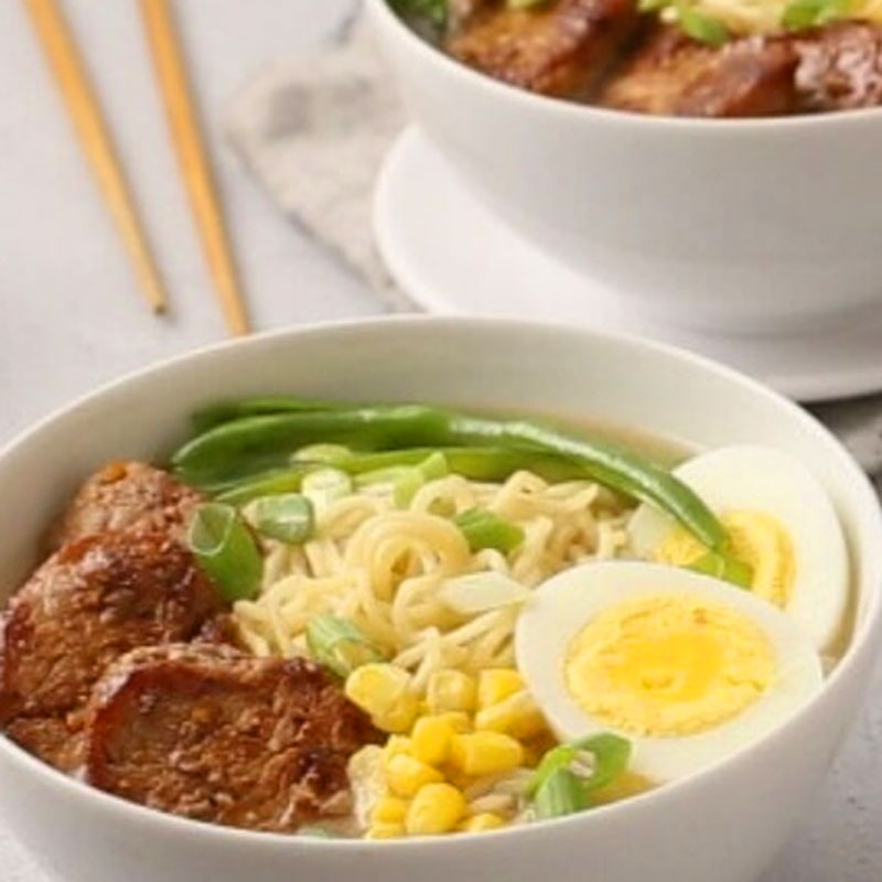 Recipe & Video: Marinated BBQ Pork Ramen with Hakubaku Fresh Ramen Kit -  Umami Insider